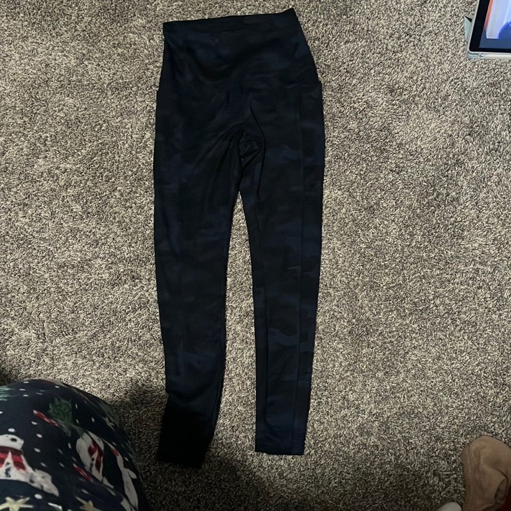 Navy Camouflage Leggings!
